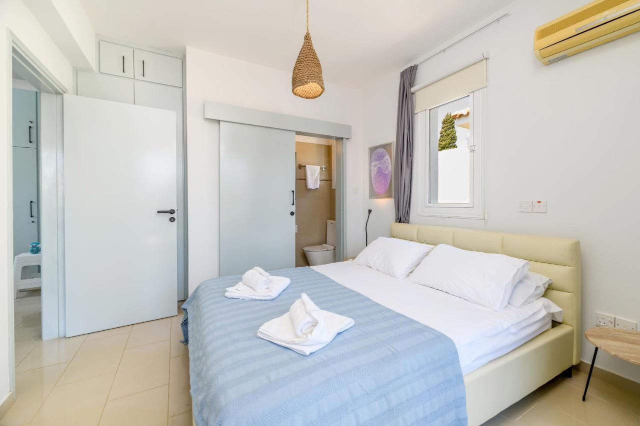 Villa Lela Serena By Ezoria Villas Protaras Buitenkant foto