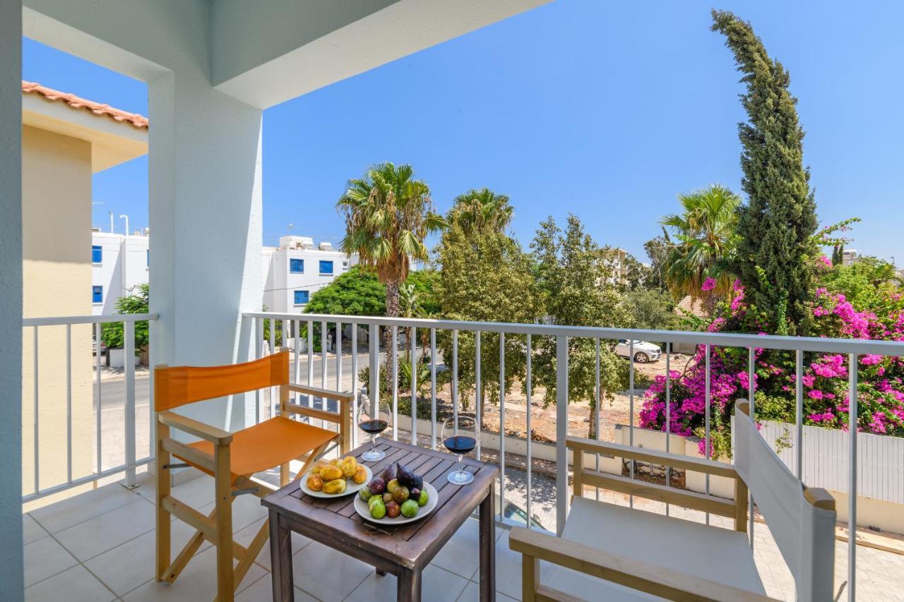 Villa Lela Serena By Ezoria Villas Protaras Buitenkant foto
